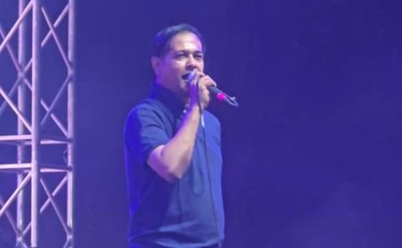 Description of Image