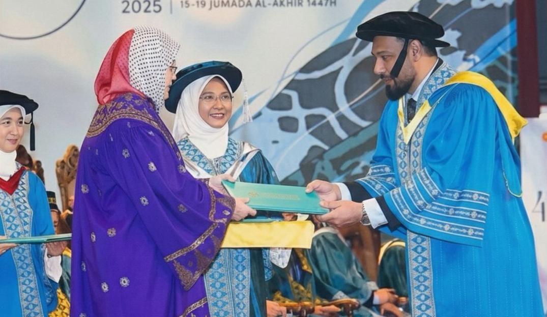 Description of Image