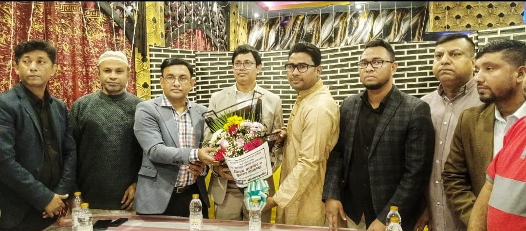 Description of Image