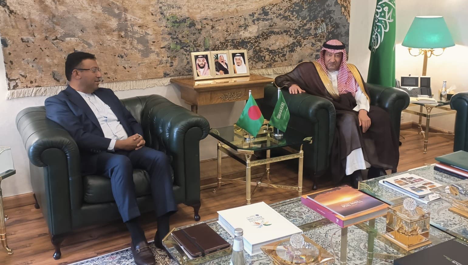 Description of Image