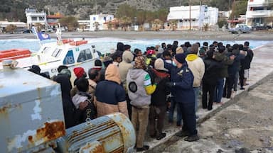 ভূমধ্যসাগরে ৬ দিন ধরে ভাসমান ২১ বাংলাদেশি উদ্ধার