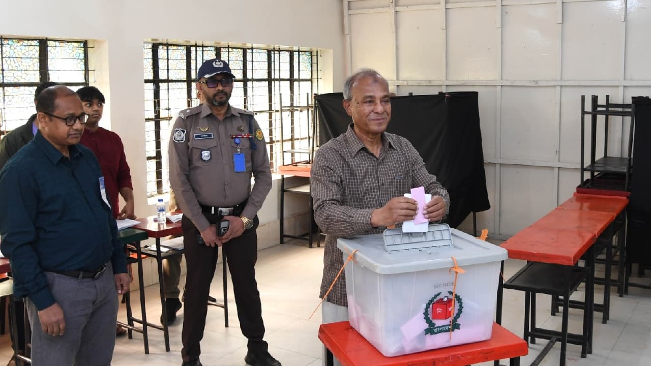 Description of Image