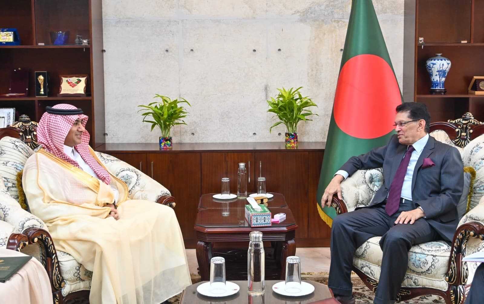 Description of Image