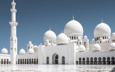 আরব আমিরাতে জানুয়ারি থেকে জুমার নামাজের সময়সূচির পরিবর্তন