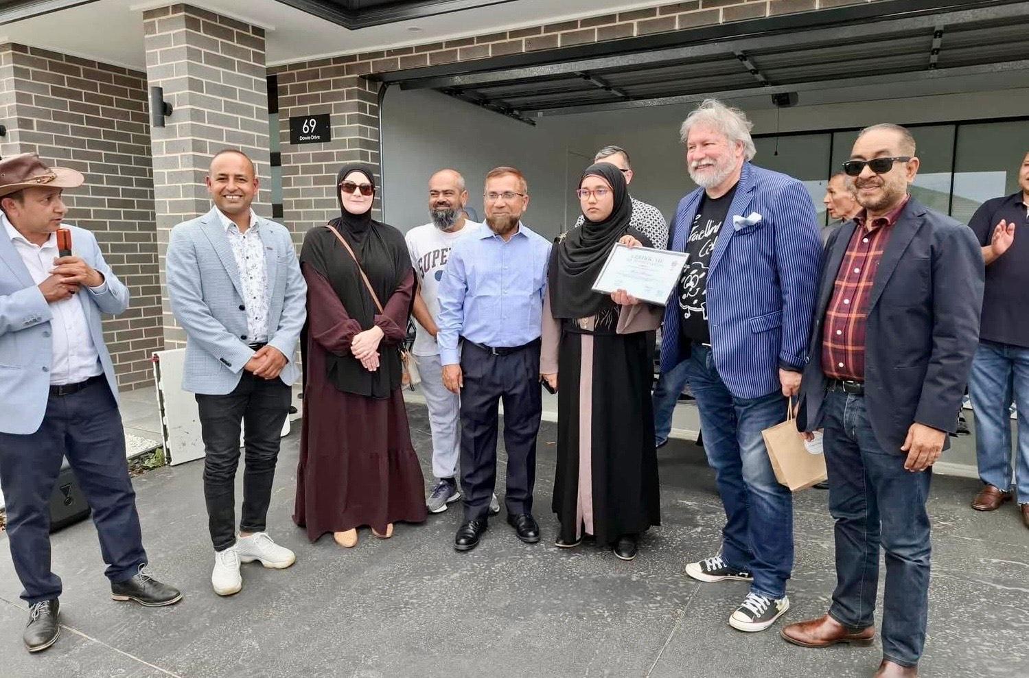 Description of Image