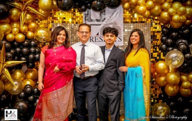 টরন্টোতে প্রশংসিত রিয়েলটর হাকিম খানের বর্ণাঢ্য ও জমকালো থার্টি ফার্স্ট