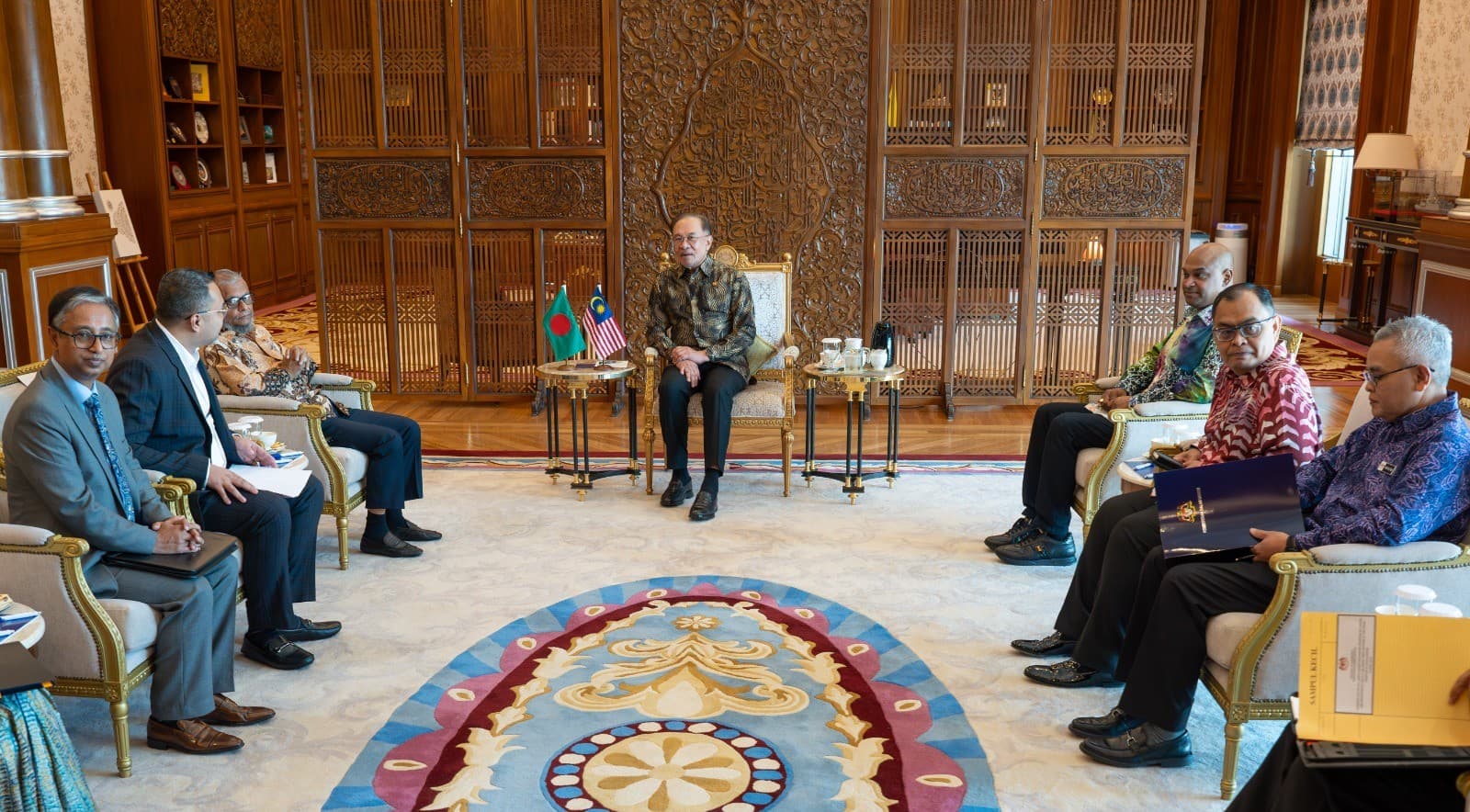 Description of Image