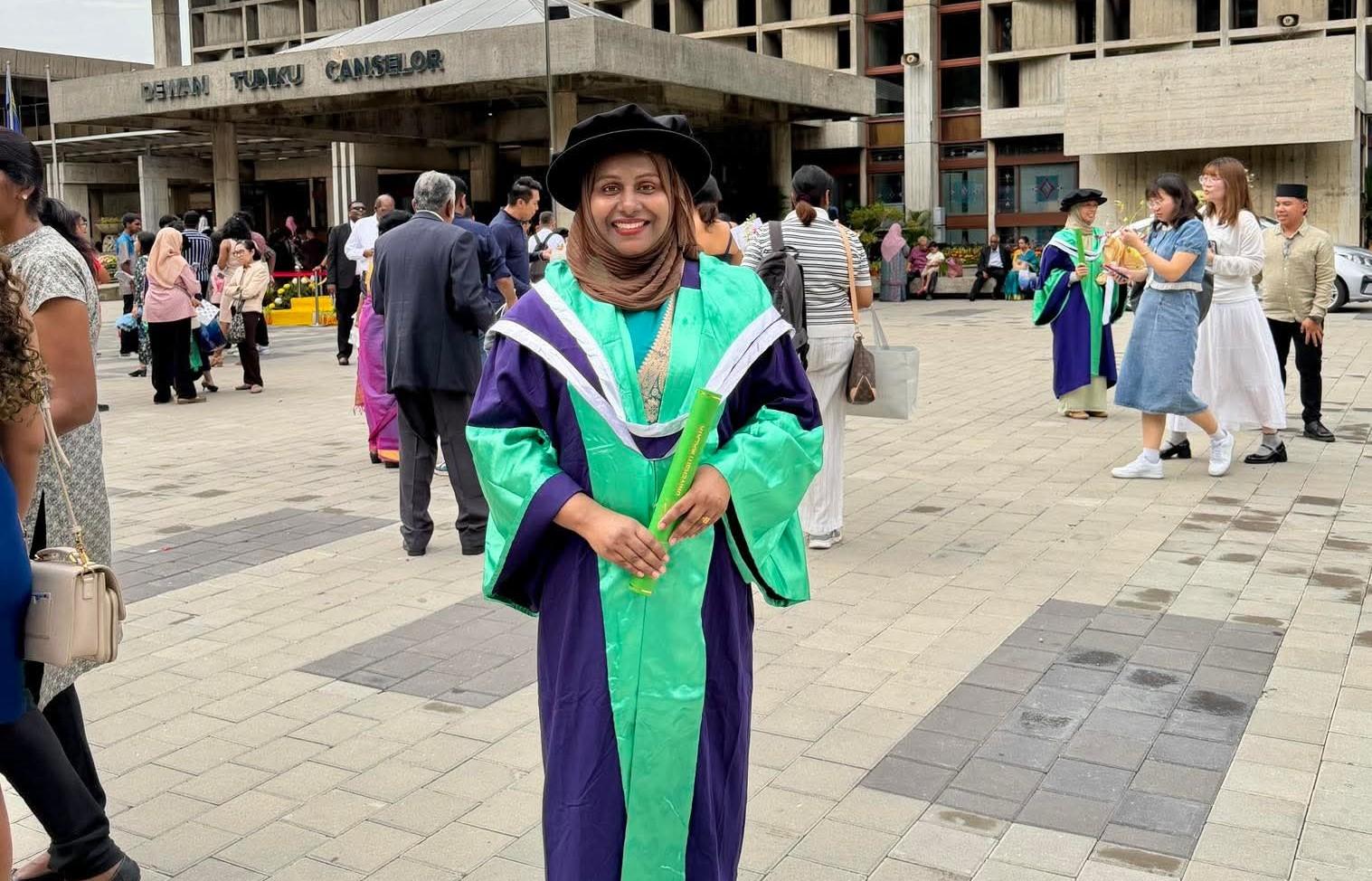 Description of Image