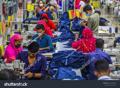 জর্ডানের জিয়া অ্যাপারেল সরকারিভাবে নারী কর্মী নেবে