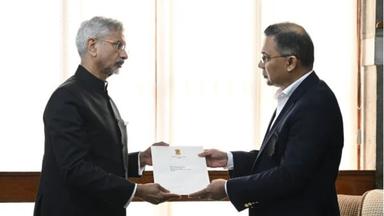 খালেদা জিয়ার আদর্শে ঢাকা-দিল্লি সম্পর্ক এগোবে: জয়শঙ্কর