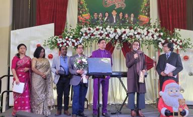 টরন্টোয় সূর্য ল ইনকের জমকালো ক্রিসমাস পার্টি